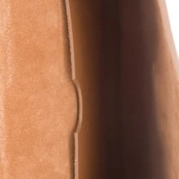 Brand NEW Women's tan MODERN WEAVING camel-colored clutch, envelope shape - Picture 6 of 9